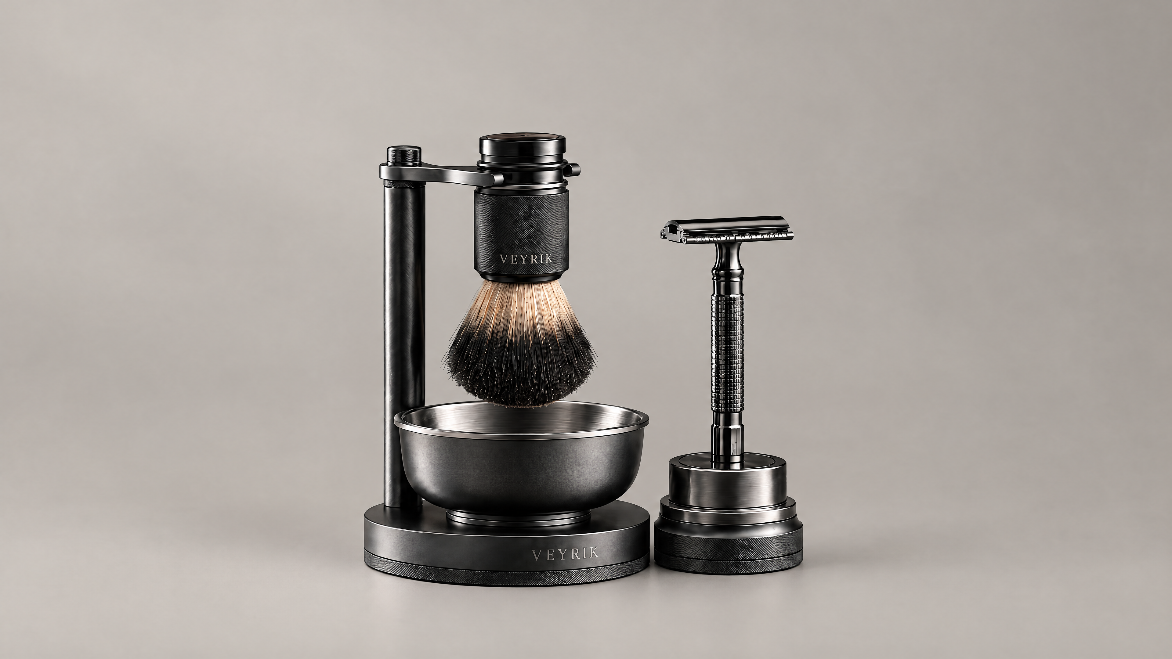 The complete VEYRIK shaving set